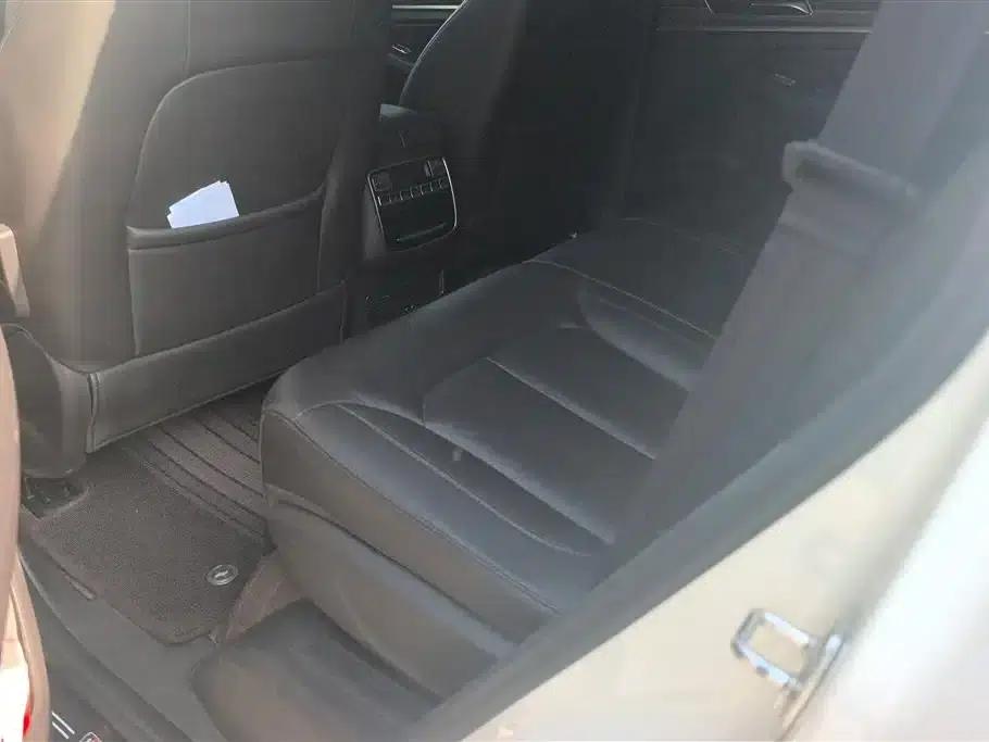 Roewe RX8 2019 30T Intelligent Internet Four-Wheel Drive Supreme Edition — миниатюра 11