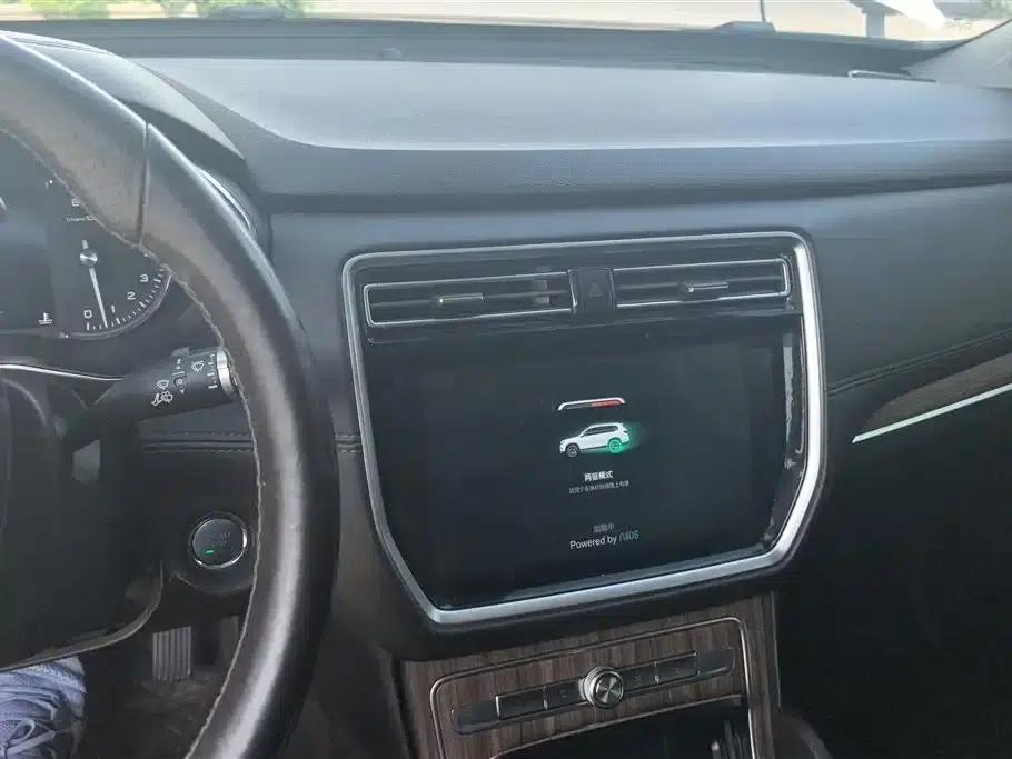 Roewe RX8 2019 30T Intelligent Internet Four-Wheel Drive Supreme Edition — миниатюра 13