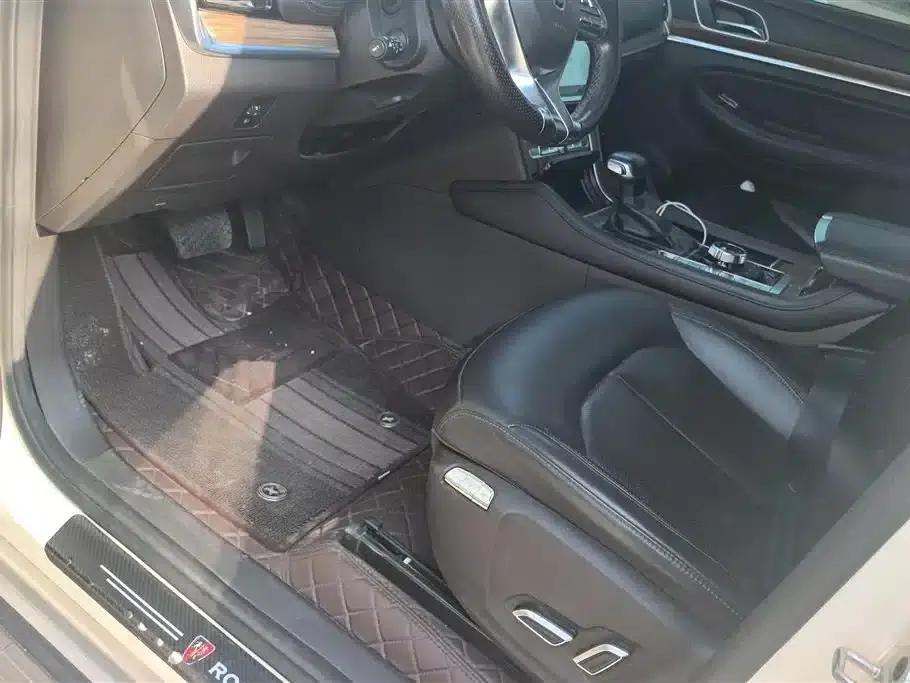 Roewe RX8 2019 30T Intelligent Internet Four-Wheel Drive Supreme Edition — миниатюра 9
