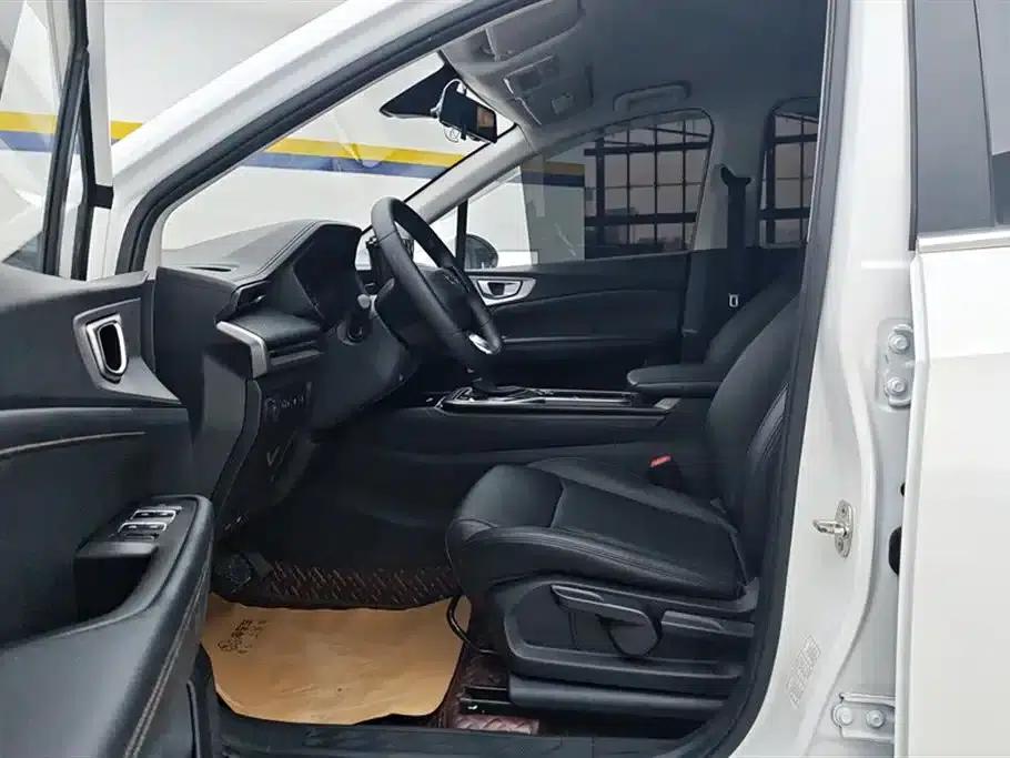 Wuling Jiachen 2022 1.5T CVT Smart Luxury Edition — миниатюра 9