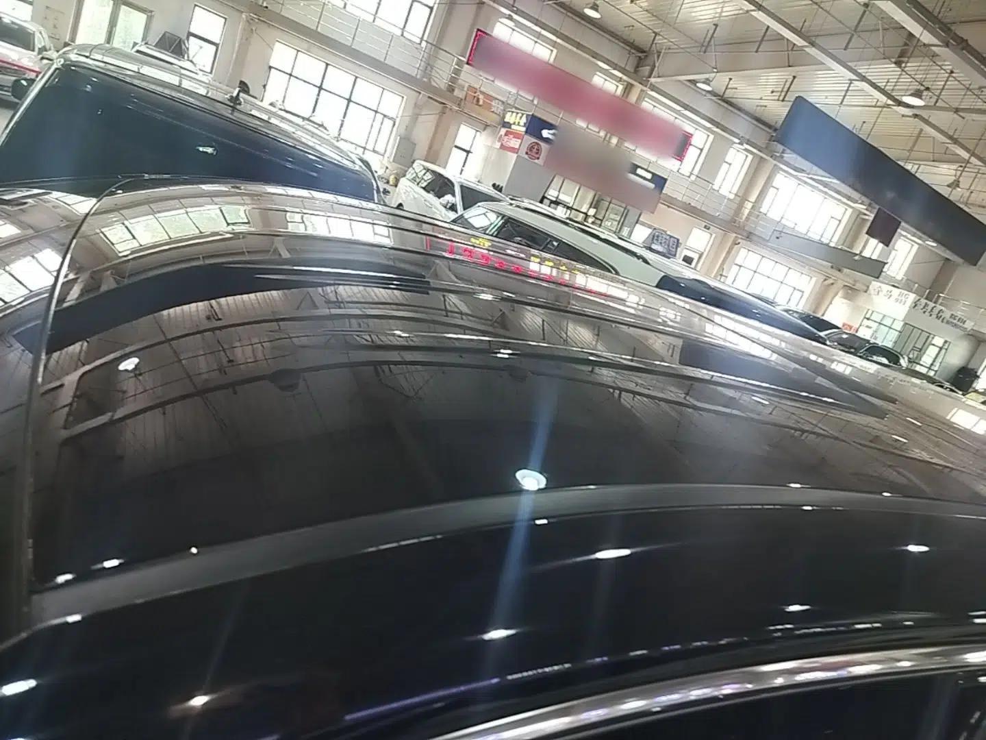 Hongqi HQ9 2023 2.0T Smart Connect Flagship Edition — миниатюра 11