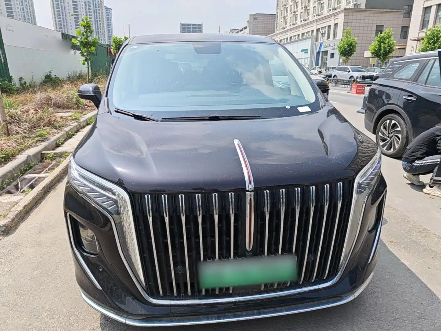 Hongqi HQ9 PHEV 2024 2.0T Four-Wheel Drive Business Edition — миниатюра 2