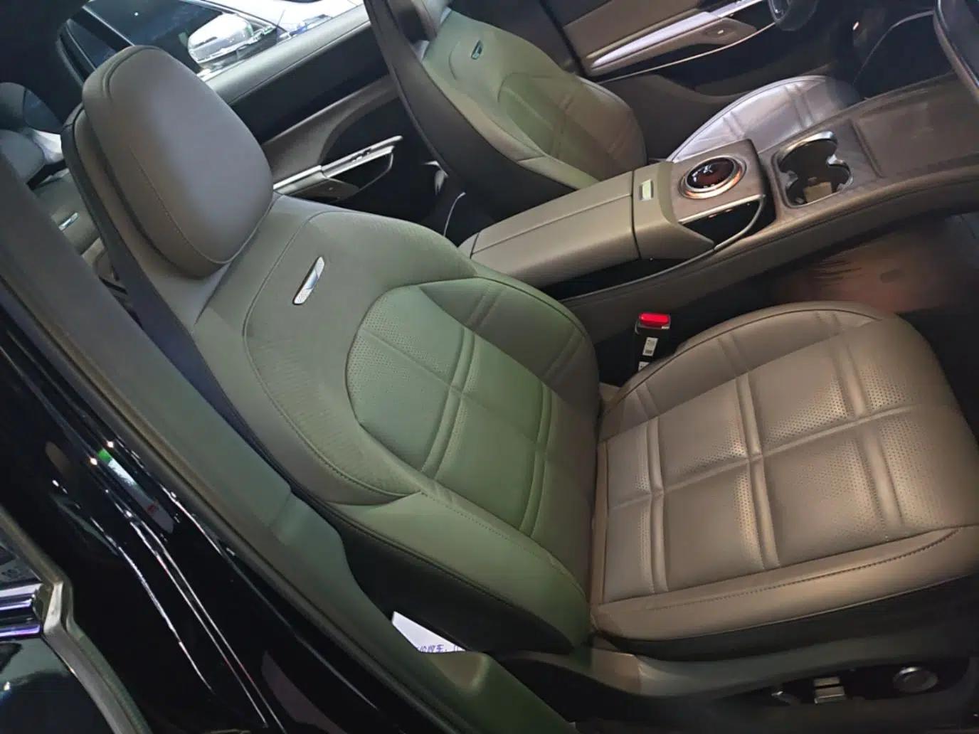Hongqi Tiangong 08 2025 680 Ultra Four-Wheel-Drive Version — миниатюра 23