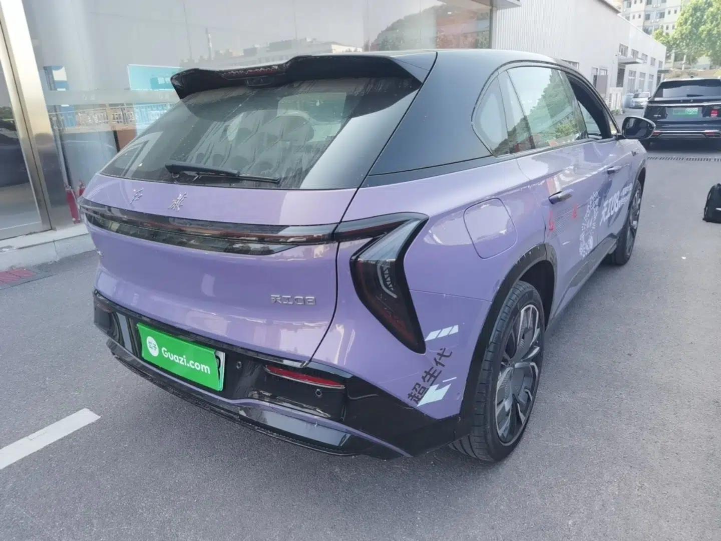 Hongqi Tiangong 08 2025 680 Ultra Four-Wheel-Drive Version — миниатюра 6