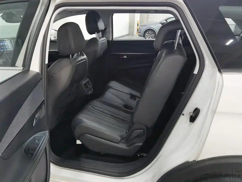 Peugeot 5008 2017 380THP 7-seater Luxury Edition — миниатюра 15