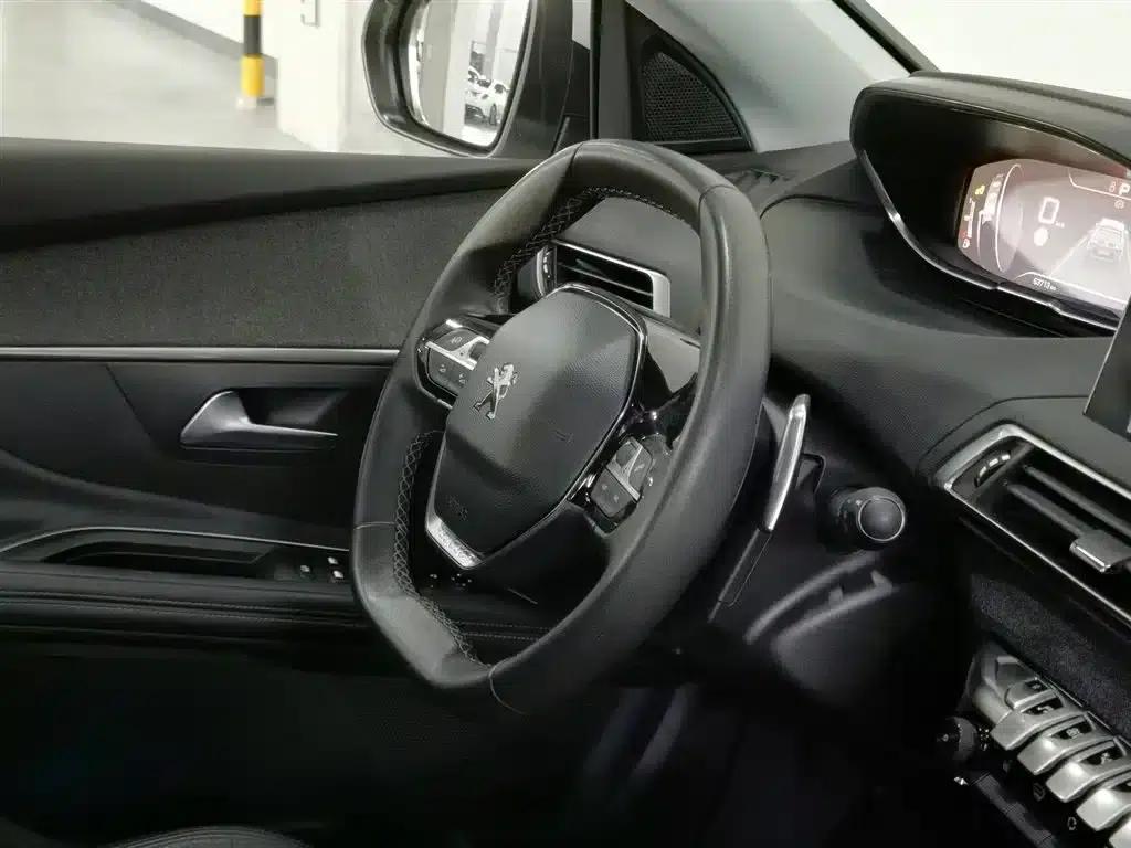 Peugeot 5008 2017 380THP 7-seater Luxury Edition — миниатюра 22