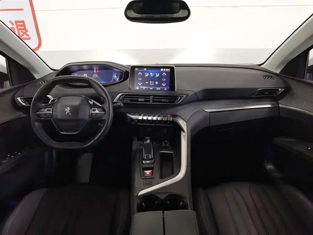 Peugeot 5008 2017 380THP 7-seater Luxury Edition — миниатюра 5