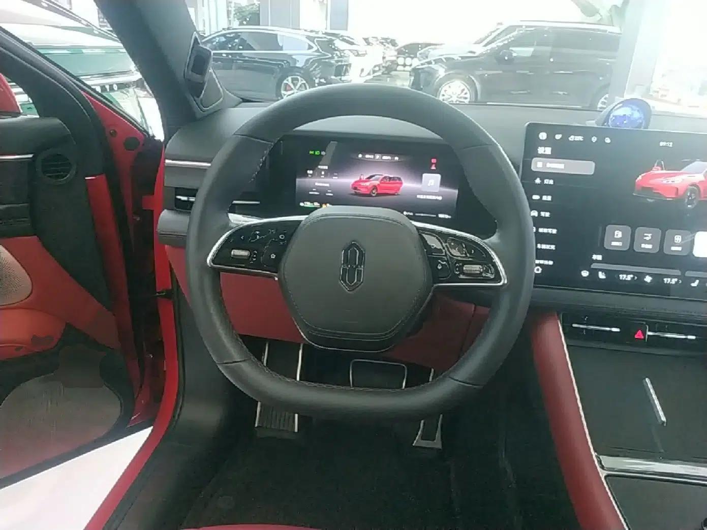 Hima AITO M5 2025 Extended-Range Ultra All-Wheel-Drive Version — миниатюра 14