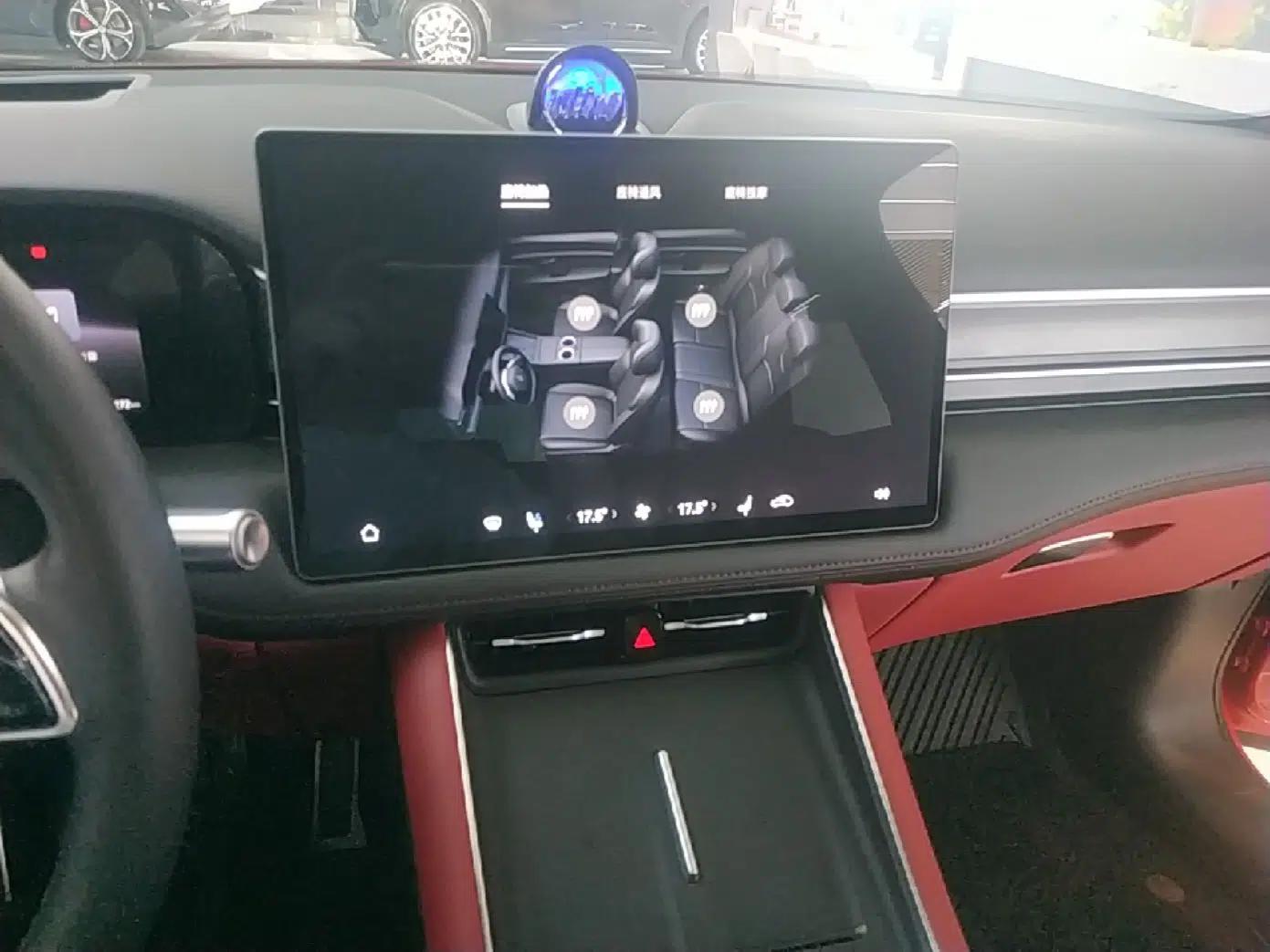 Hima AITO M5 2025 Extended-Range Ultra All-Wheel-Drive Version — миниатюра 16