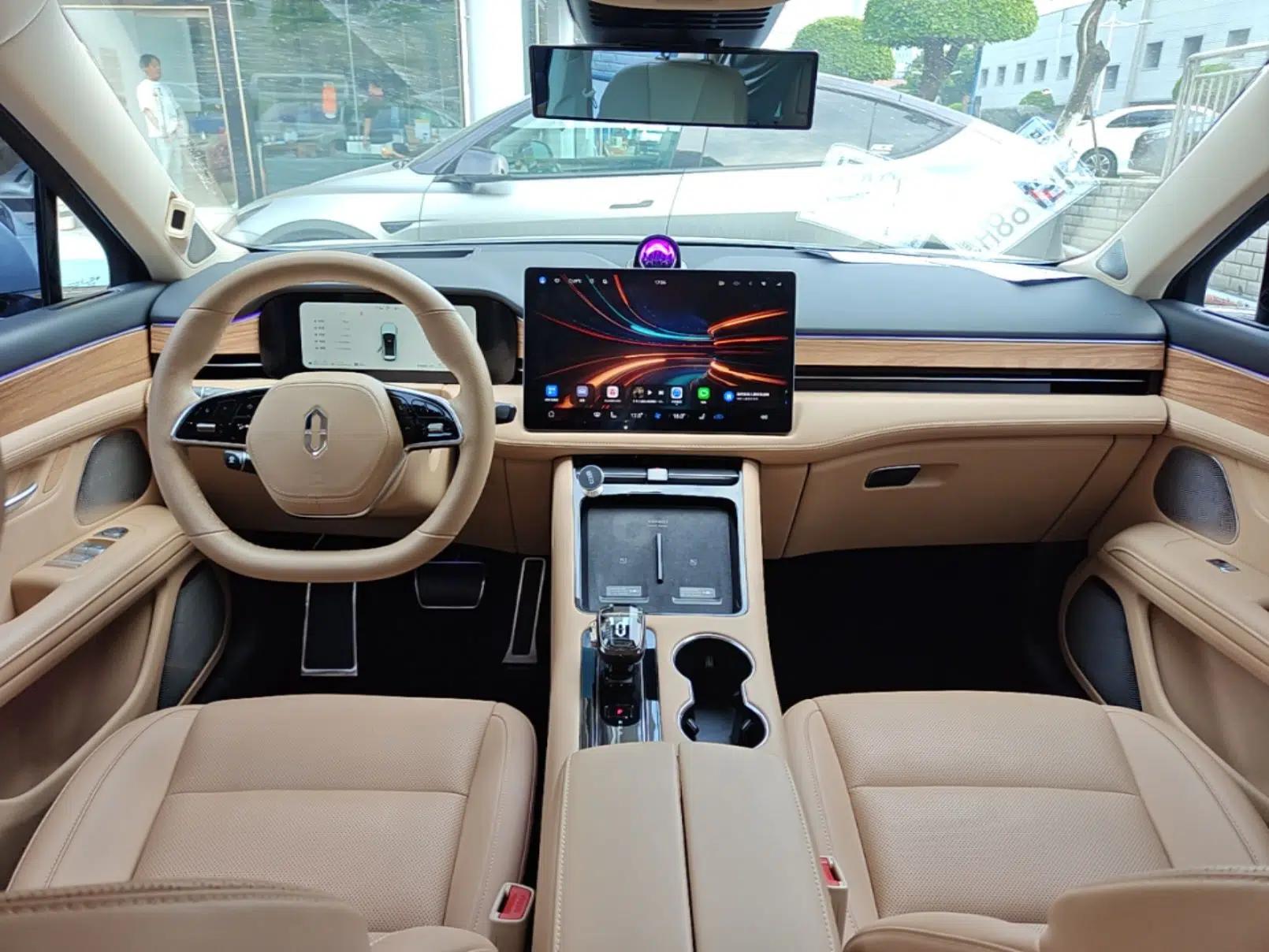 Hima AITO M5 2024 Extended-Range Max Rear-Wheel Drive Advanced Intelligent Driving Version — миниатюра 13