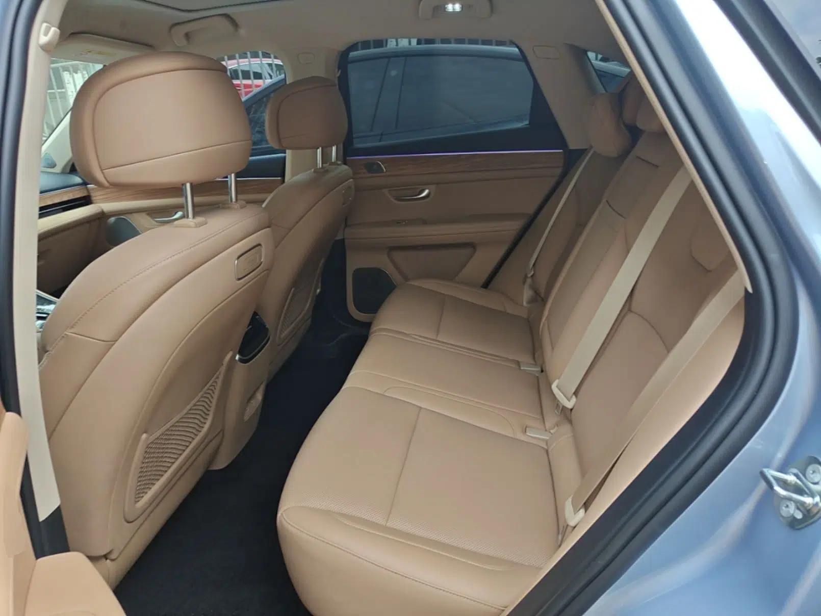 Hima AITO M5 2024 Extended-Range Max Rear-Wheel Drive Advanced Intelligent Driving Version — миниатюра 20