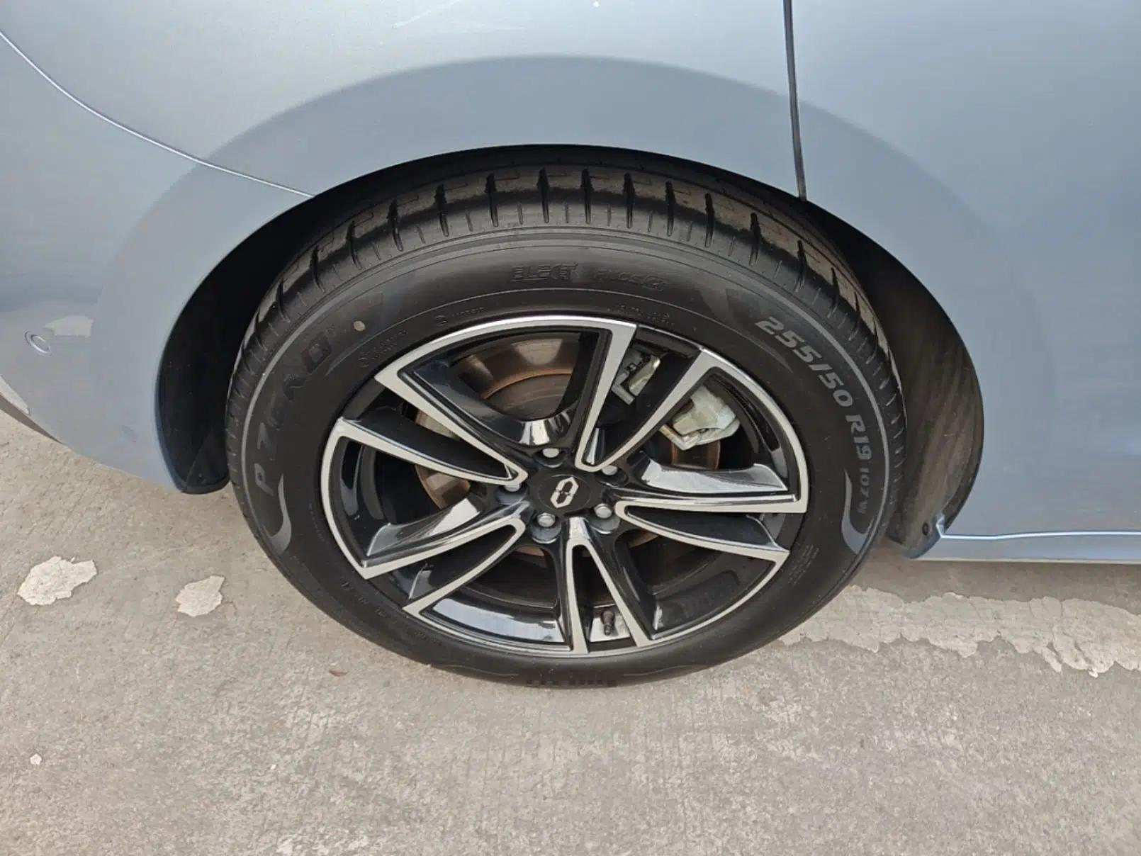 Hima AITO M5 2024 Extended-Range Max Rear-Wheel Drive Advanced Intelligent Driving Version — миниатюра 10