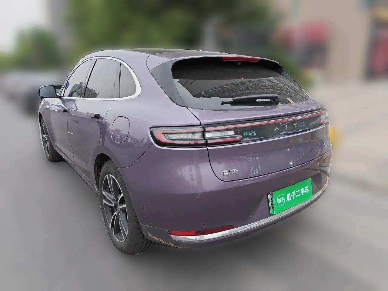Hima AITO M5 2025 All-Electric Ultra Rear-Wheel-Drive Version — миниатюра 4
