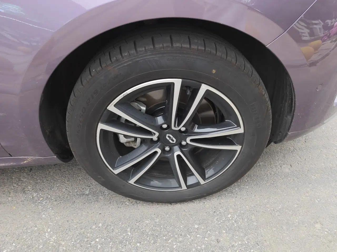 Hima AITO M5 2025 All-Electric Ultra Rear-Wheel-Drive Version — миниатюра 8