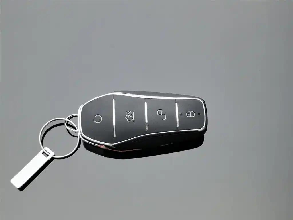 Seal 06GT 2025 Smart Driving Edition 605 Hot Wave Edition — миниатюра 19