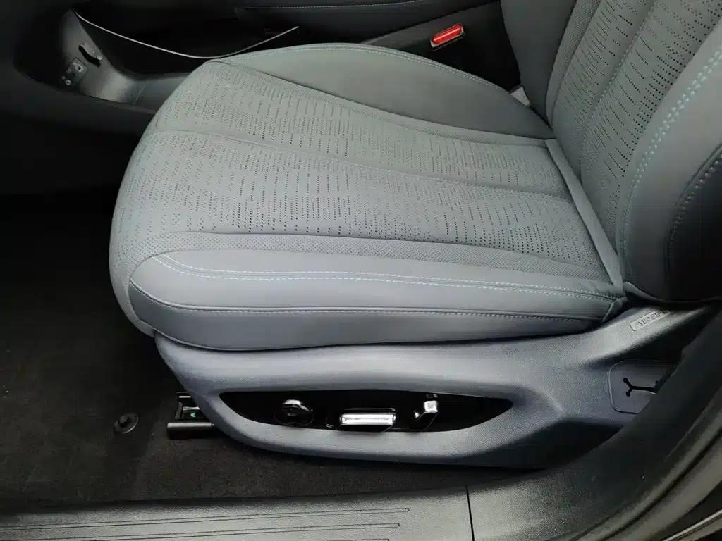 Seal 06GT 2025 Smart Driving Edition 605 Hot Wave Edition — миниатюра 20