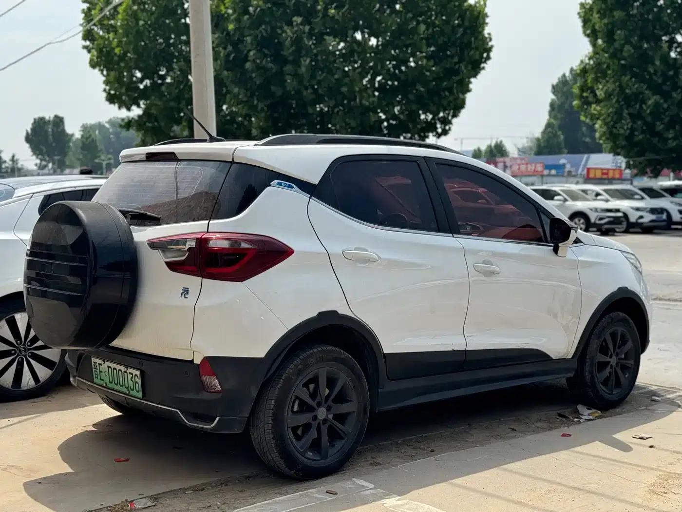 Yuan New Energy 2018 EV360 Smart Connected Cool Edition — миниатюра 9