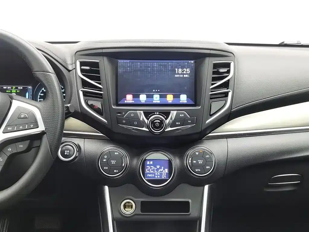 Song New Energy 2017 Song DM 1.5TID All-Wheel Drive Luxury Edition — миниатюра 12