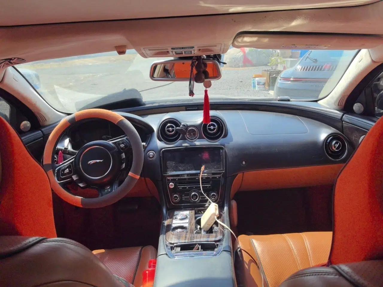 Jaguar XJ 2014 XJL 3.0 SC Four-Wheel Drive Prestige Business Edition — миниатюра 10