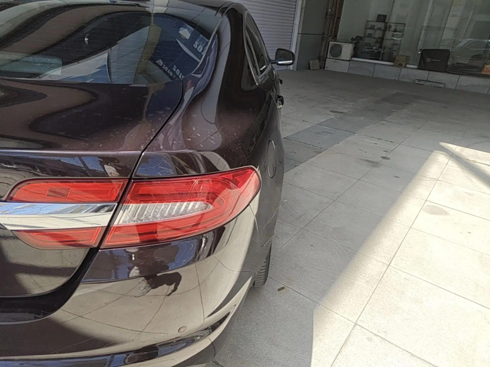 Jaguar XF 2014 XF 2.0T Luxury Edition — миниатюра 7
