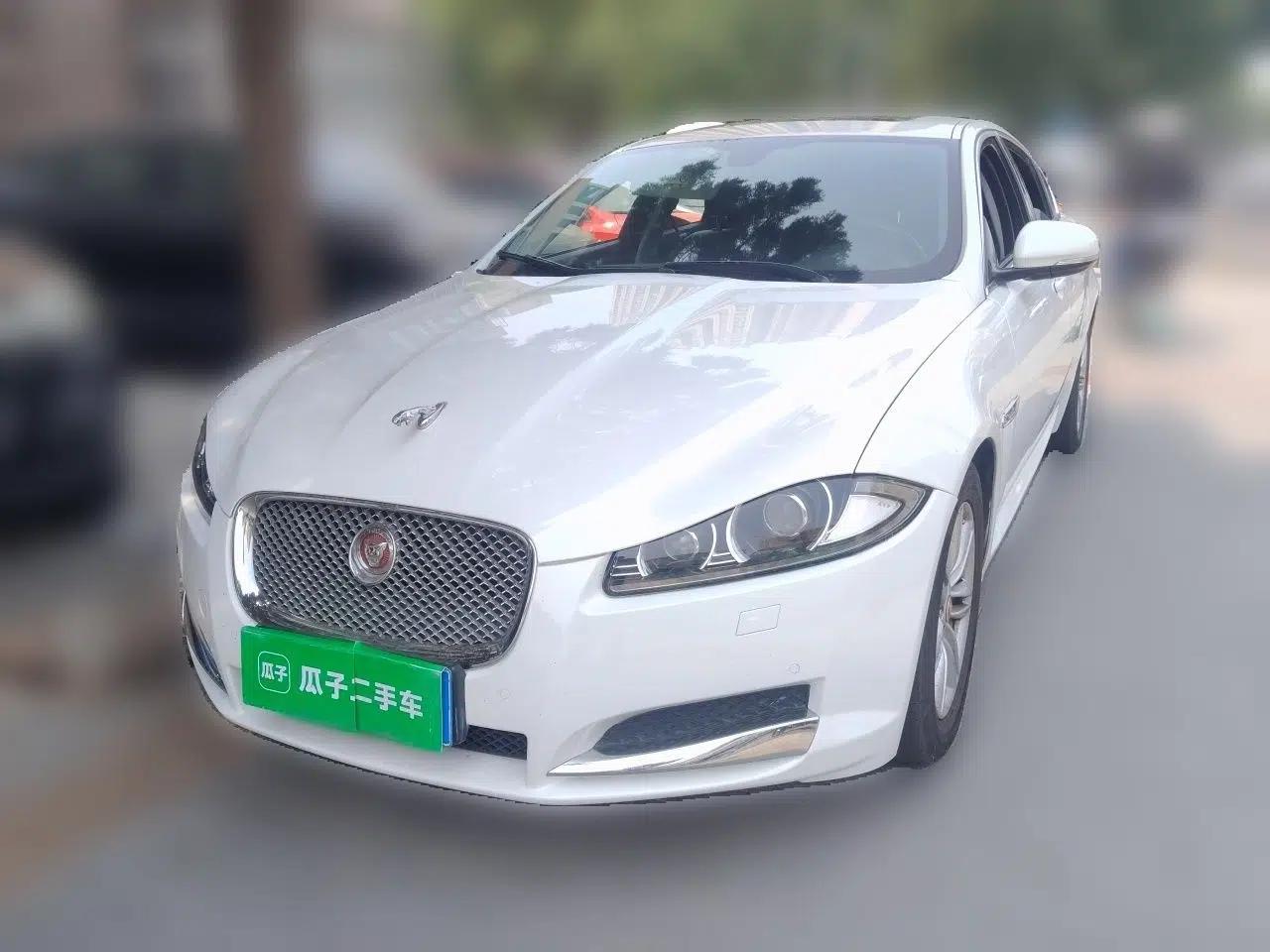 Jaguar XF 2014 XF 2.0T Prestige Edition — миниатюра 1