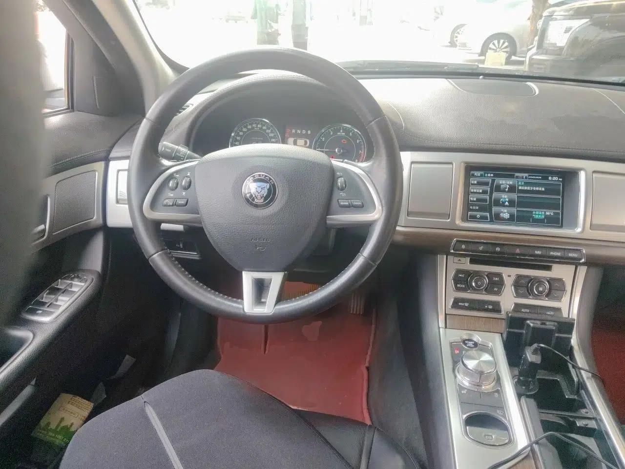 Jaguar XF 2014 XF 2.0T Prestige Edition — миниатюра 11