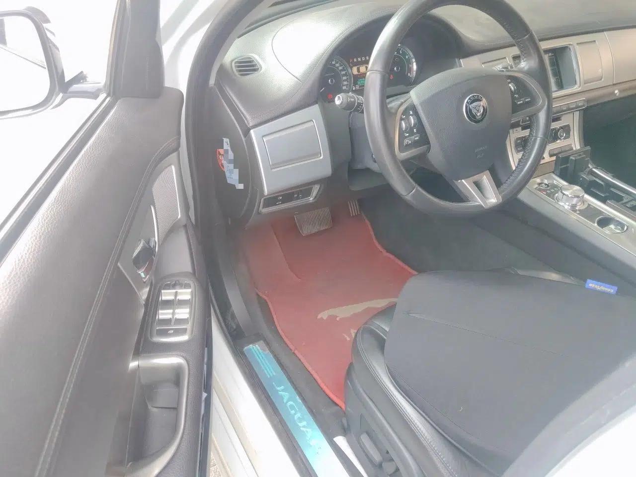 Jaguar XF 2014 XF 2.0T Prestige Edition — миниатюра 17