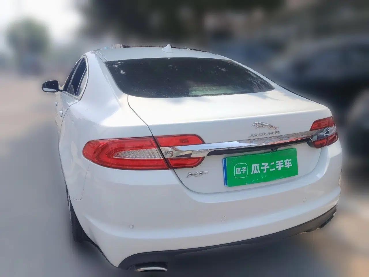 Jaguar XF 2014 XF 2.0T Prestige Edition — миниатюра 4