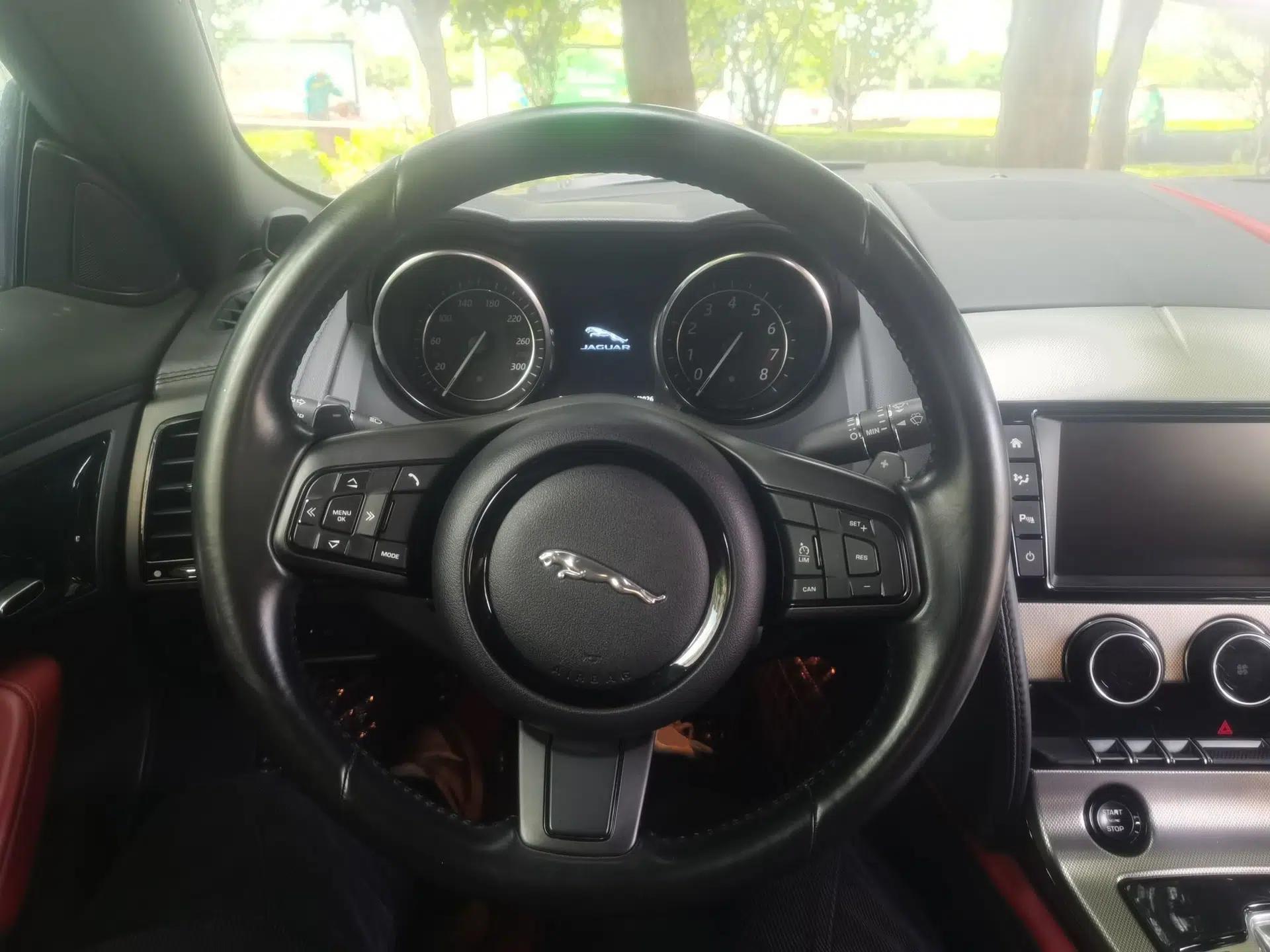 Jaguar F-TYPE 2016 3.0 SC Hardtop Version — миниатюра 11