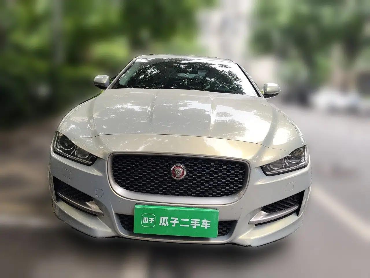 Jaguar XE 2018 2.0T 200 PS Two-Wheel-Drive R-Sport Sport Edition — миниатюра 2