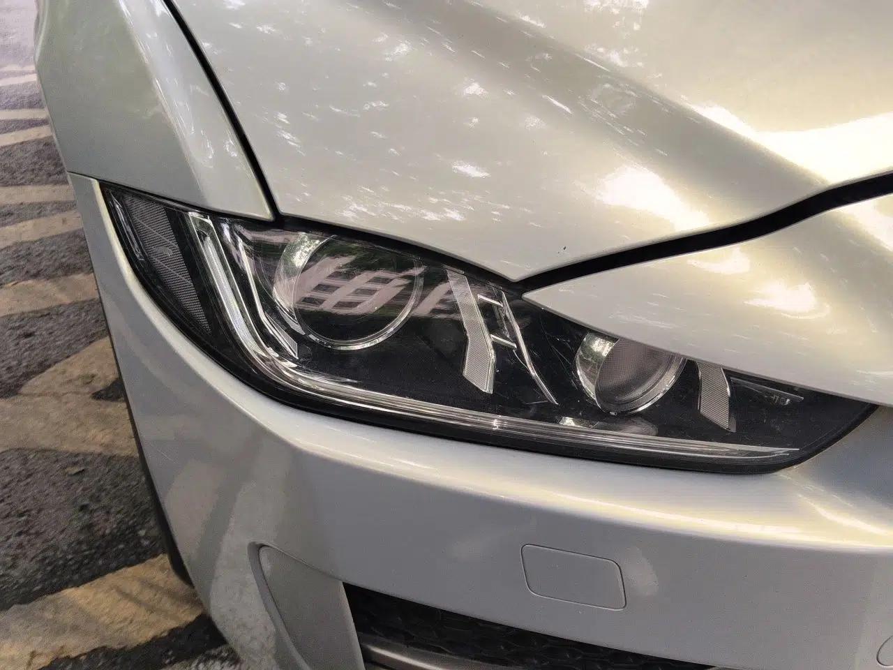 Jaguar XE 2018 2.0T 200 PS Two-Wheel-Drive R-Sport Sport Edition — миниатюра 7