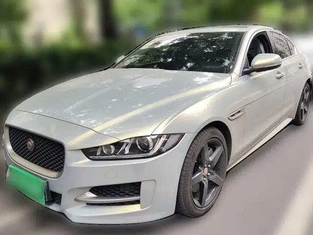 Jaguar XE 2018 2.0T 200 PS Two-Wheel-Drive R-Sport Sport Edition