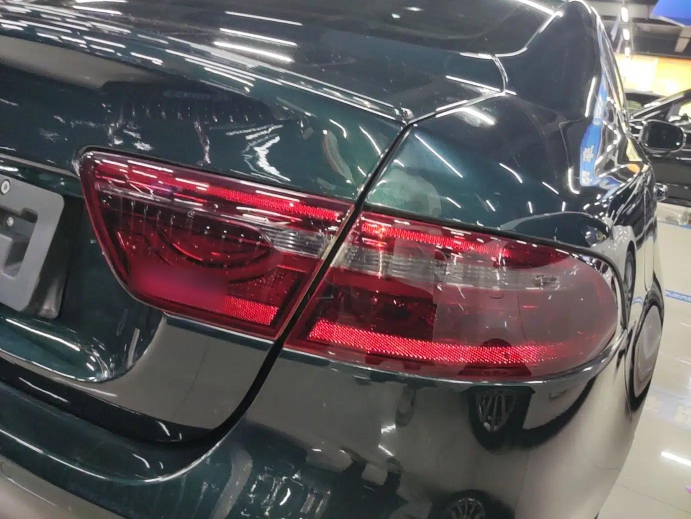 Jaguar XE 2017 2.0T 200 PS R-Sport — миниатюра 7