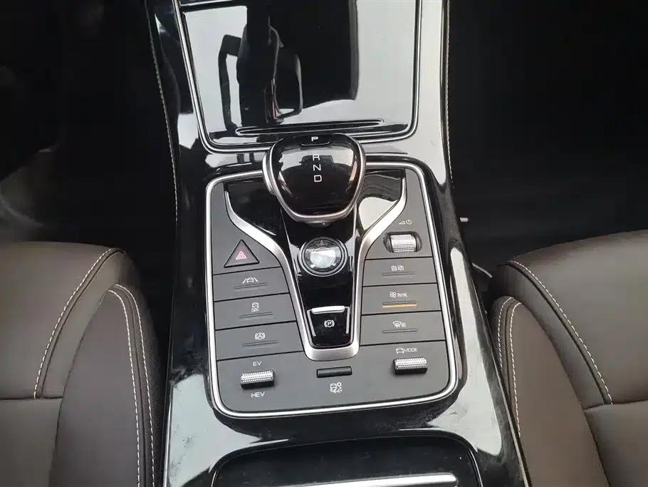 Song MAX New Energy 2022 DM-i 105KM Executive Edition — миниатюра 16