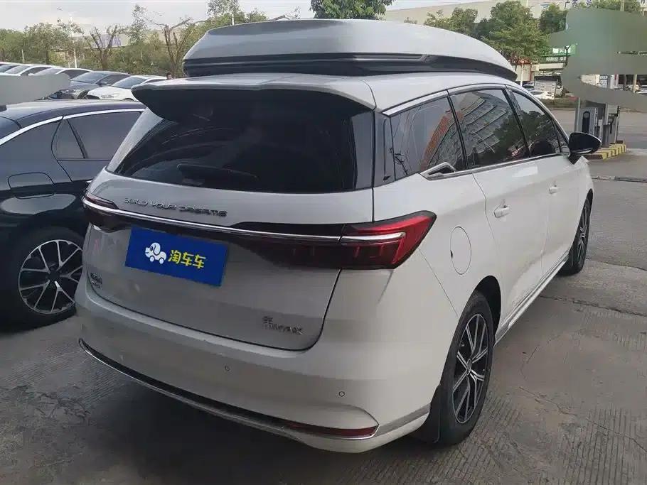 Song MAX New Energy 2022 DM-i 105KM Executive Edition — миниатюра 3