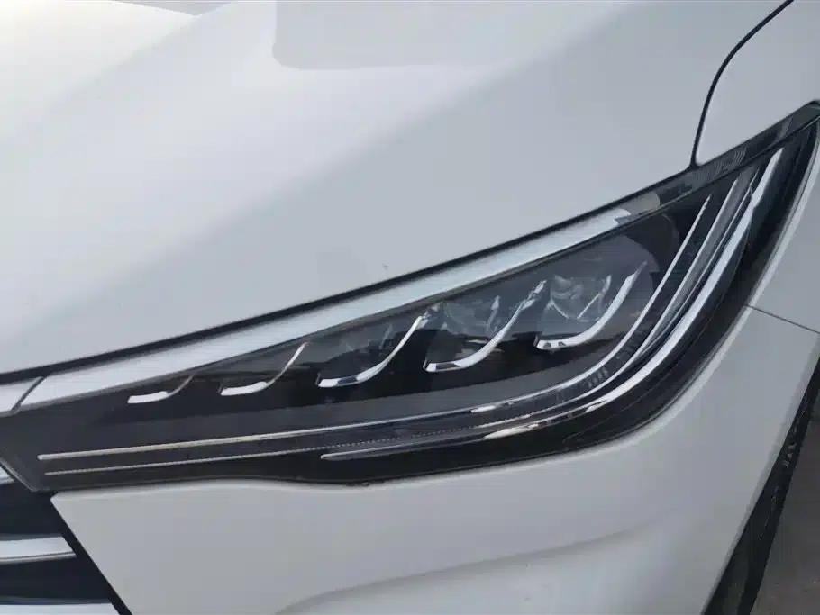 Song MAX New Energy 2022 DM-i 105KM Executive Edition — миниатюра 5