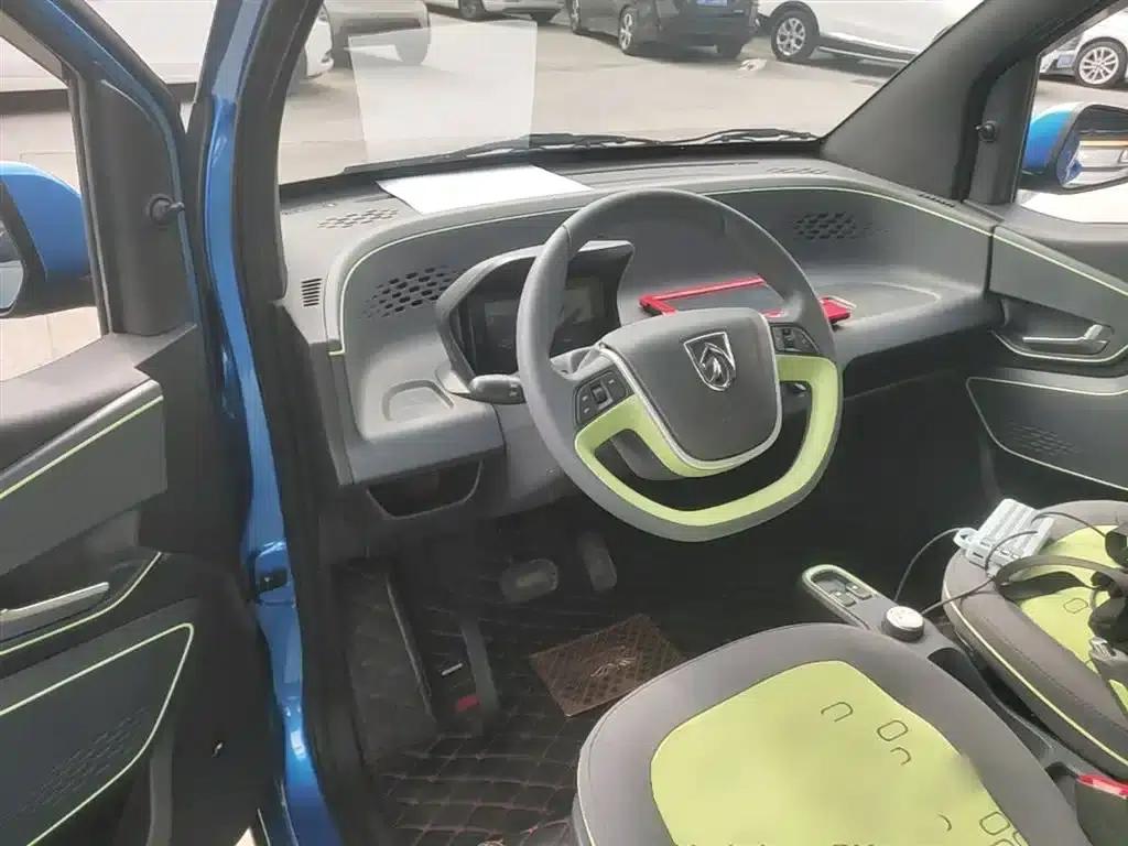 Baojun E100 2020 Model 305KM Smart Edition — миниатюра 10