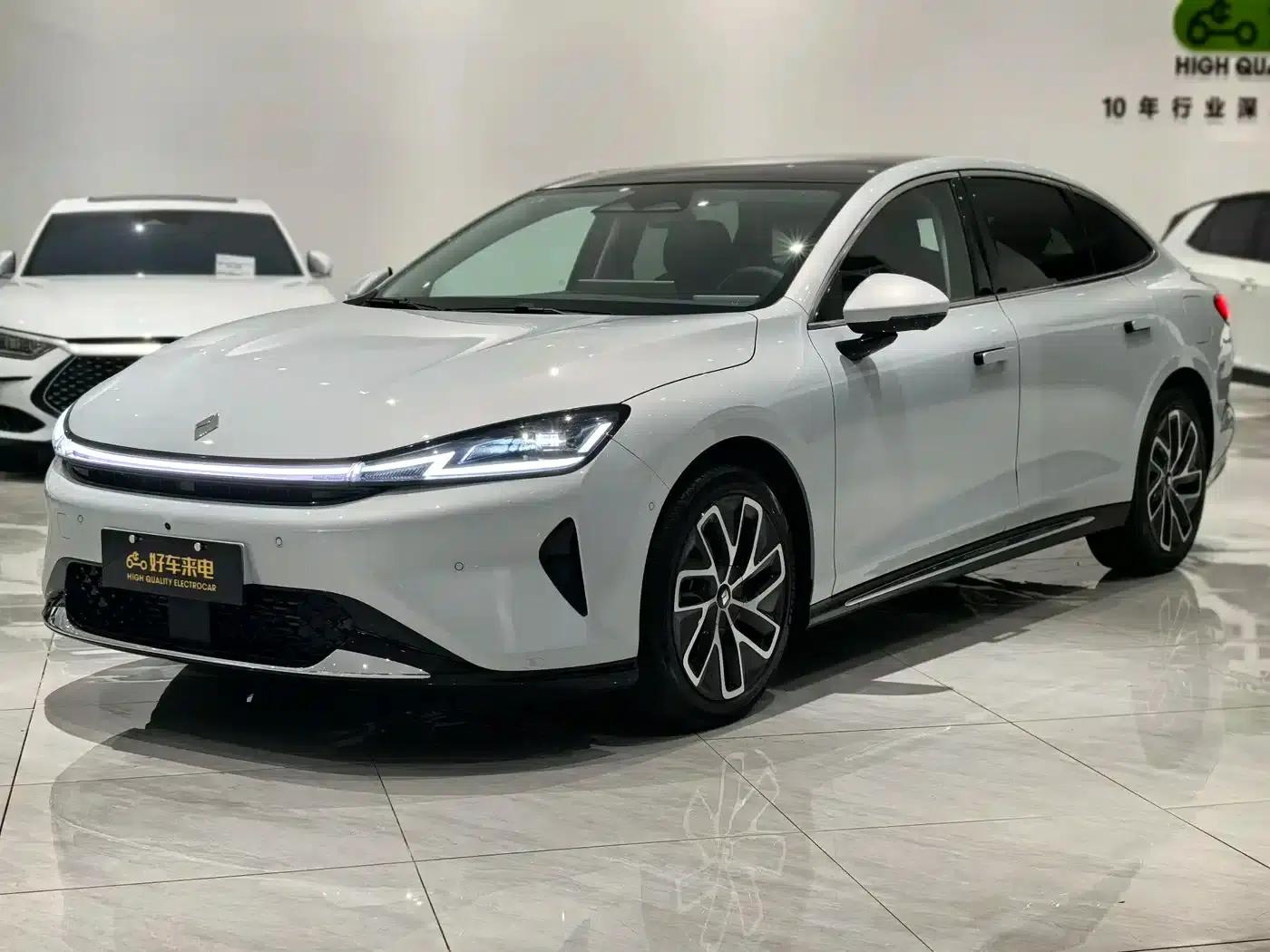 Baojun Enjoy 2025 Plug-in Hybrid 140km/h Luxury Edition — миниатюра 1