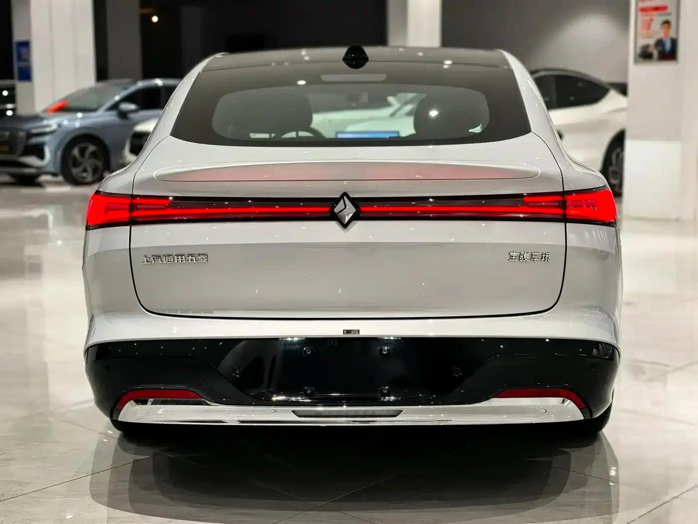 Baojun Enjoy 2025 Plug-in Hybrid 140km/h Luxury Edition — миниатюра 5