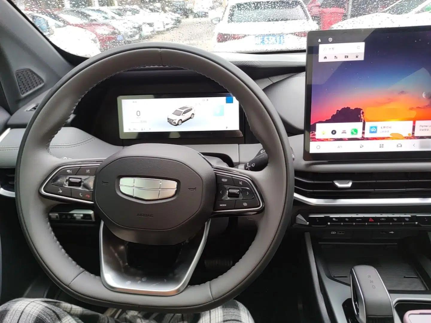 Geely Auto Haoyue L 2026 Model 2.0TD DCT Bliss 7-Seater — миниатюра 13