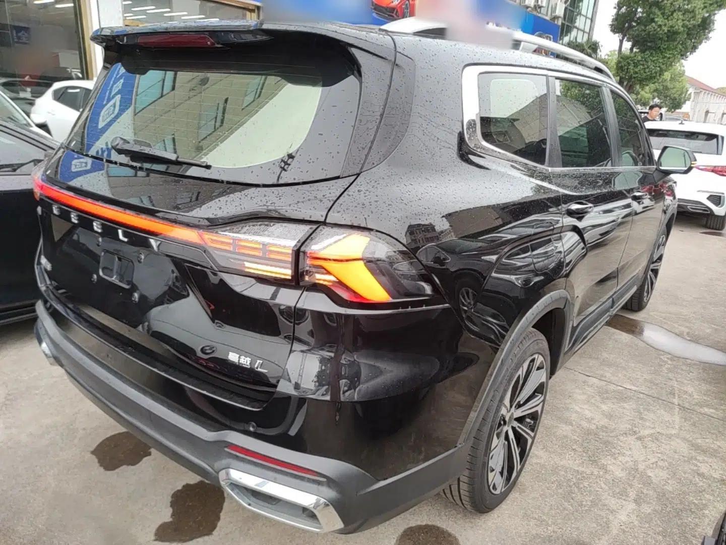 Geely Auto Haoyue L 2026 Model 2.0TD DCT Bliss 7-Seater — миниатюра 6