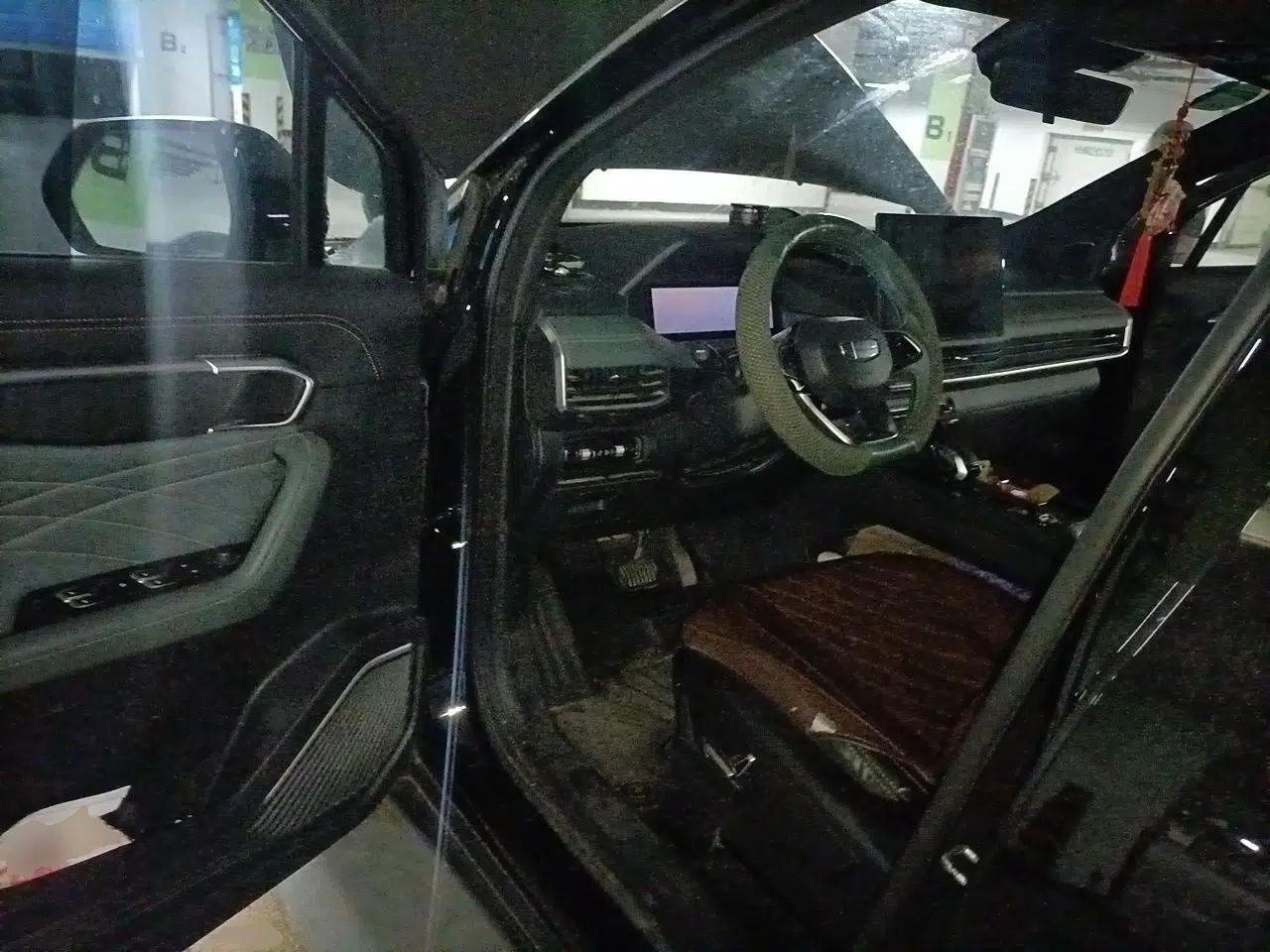 Geely Auto Haoyue L 2024 2.0T DCT Prestige Version — миниатюра 17