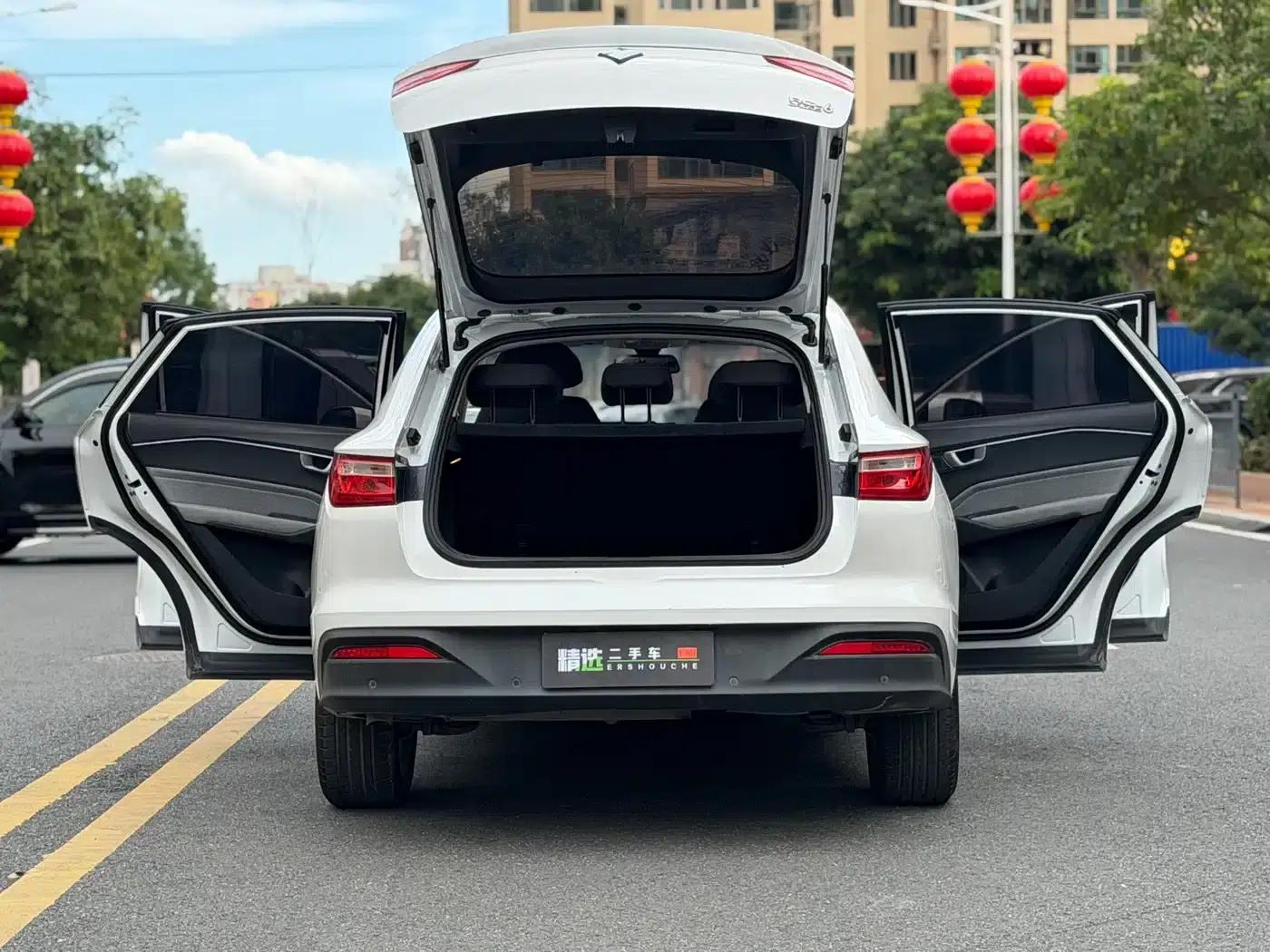 Baojun RC-6 2019 1.5T CVT 24-Hour Online Elite Edition — миниатюра 16