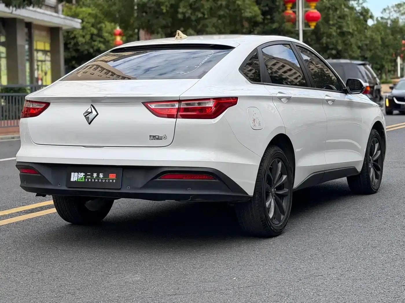 Baojun RC-6 2019 1.5T CVT 24-Hour Online Elite Edition — миниатюра 9