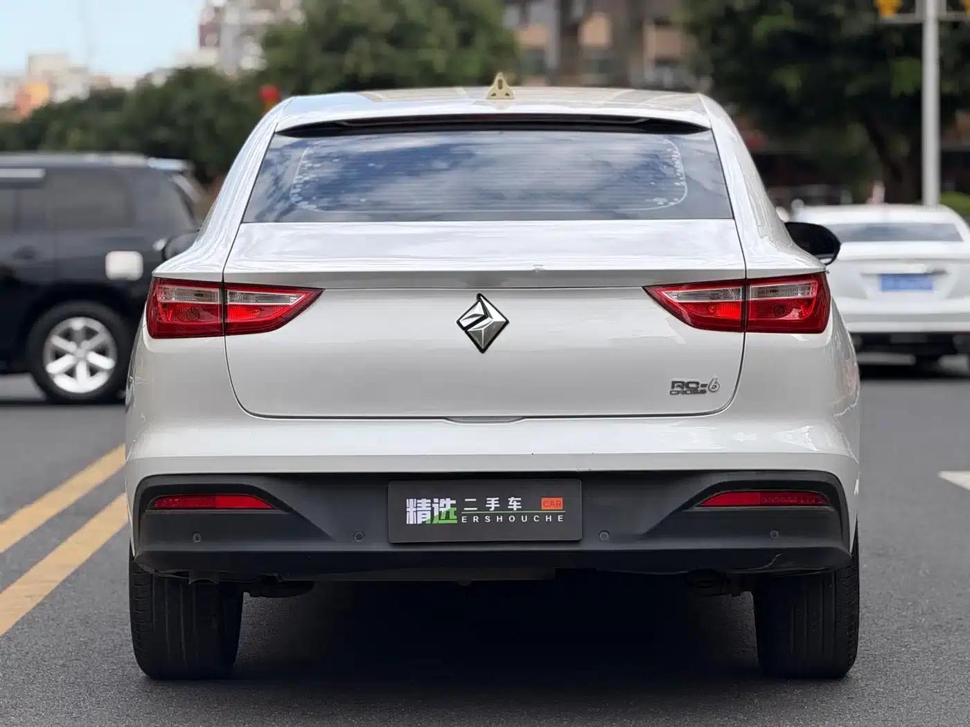 Baojun RC-6 2019 1.5T CVT 24-Hour Online Elite Edition — миниатюра 10
