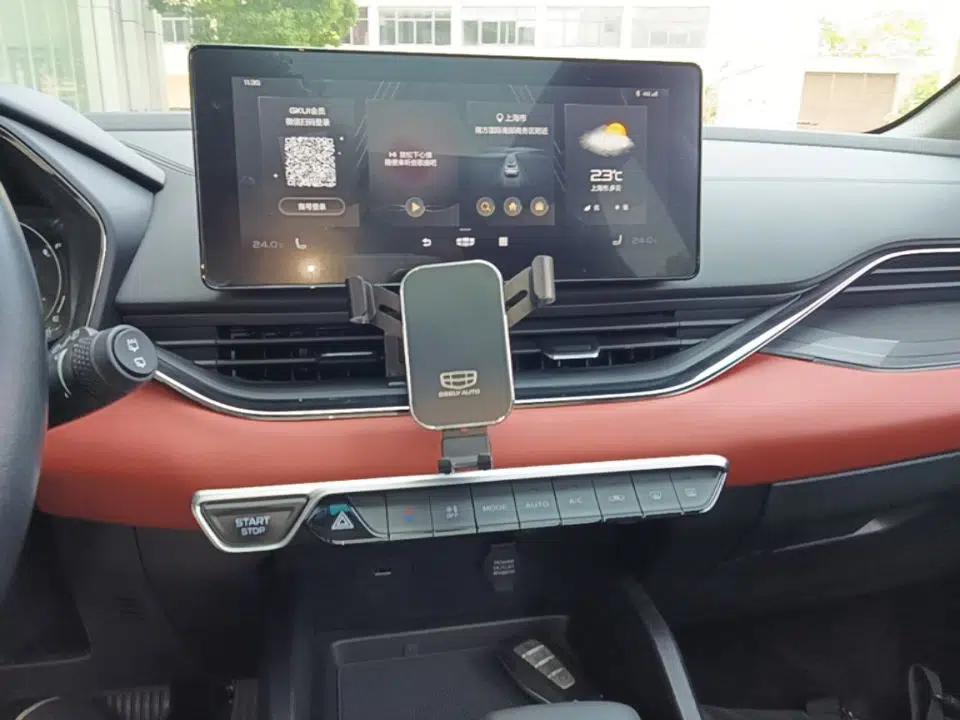 Geely Auto Emgrand S 2021 1.4T CVT Prestige Edition — миниатюра 16