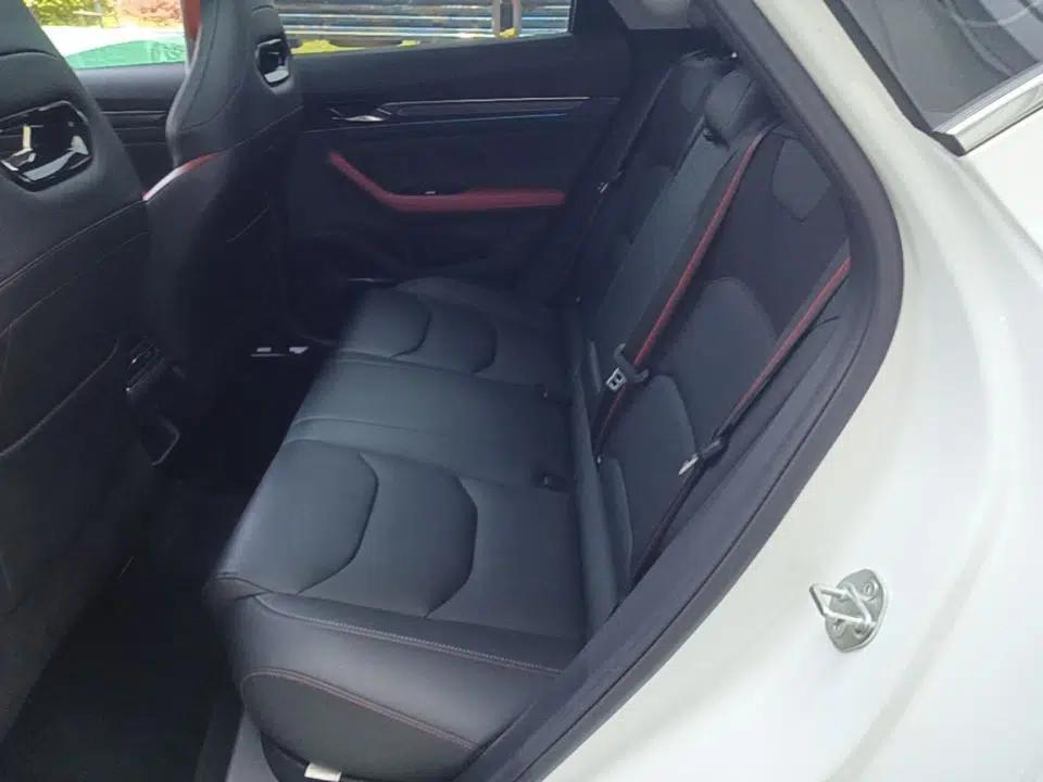 Geely Auto Emgrand S 2021 1.4T CVT Prestige Edition — миниатюра 20