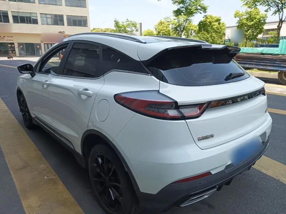 Geely Auto Emgrand S 2021 1.4T CVT Prestige Edition — миниатюра 4