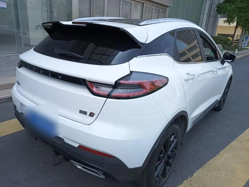 Geely Auto Emgrand S 2021 1.4T CVT Prestige Edition — миниатюра 6