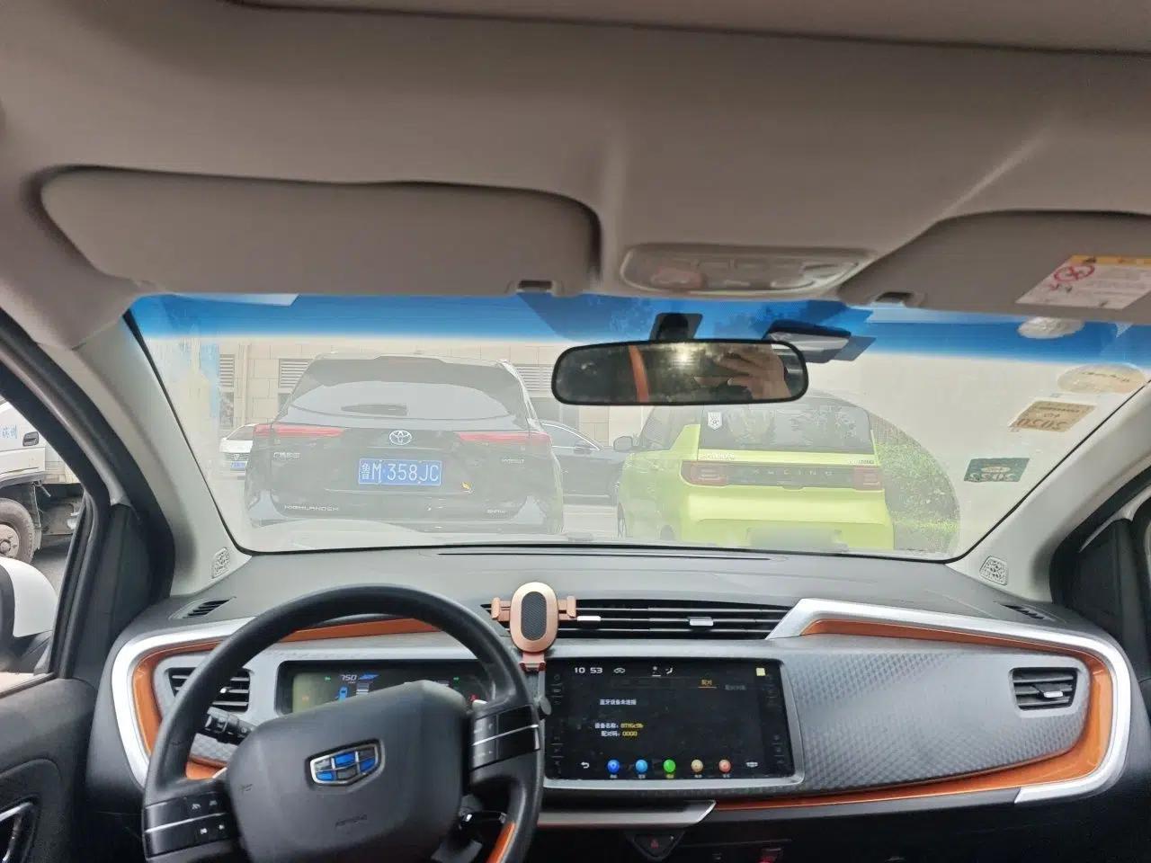 Geely Auto Vision X1 2017 1.3L Automatic Player Edition — миниатюра 15